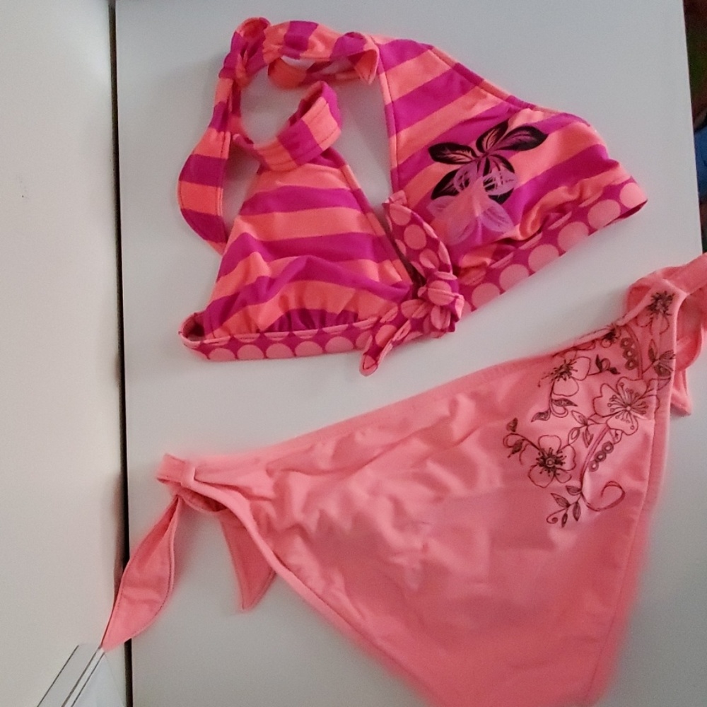 Bikini top & bottom